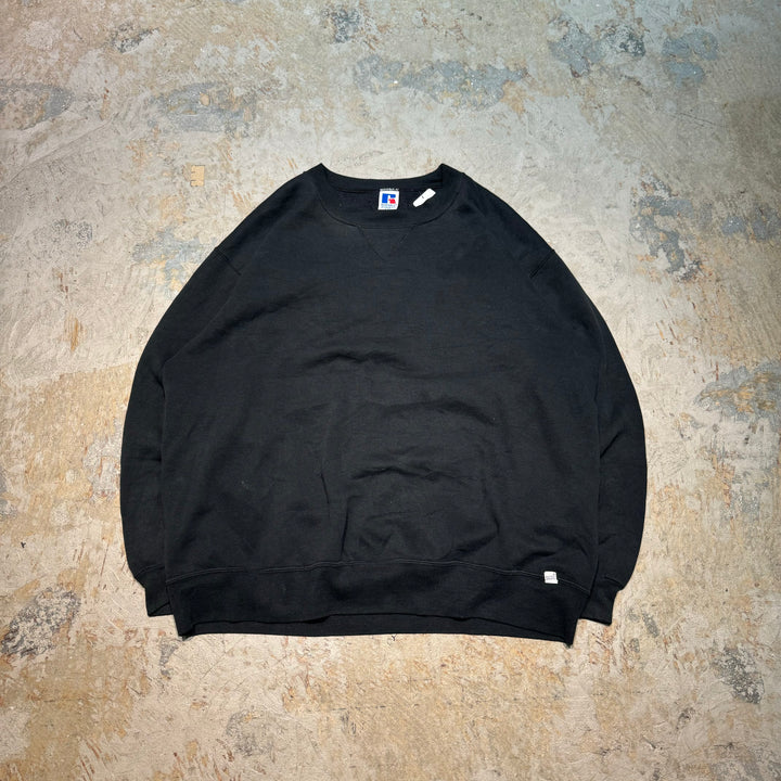 Used clothing Made in USA 90's RUSSELL ATHLETIC/ Russell Athletic/ Blank Crew Neck Sweatshirt/ Size XXL