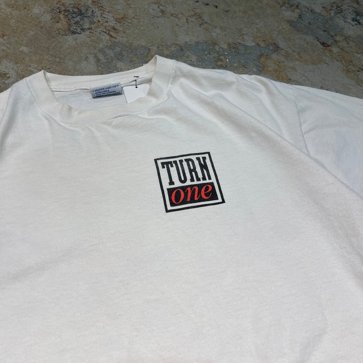 중고 의류 94의 미국은 모든 스포츠를 만들었습니다. / 빈티지 싱글 스티치 프린트 티셔츠 / 크기 XXL