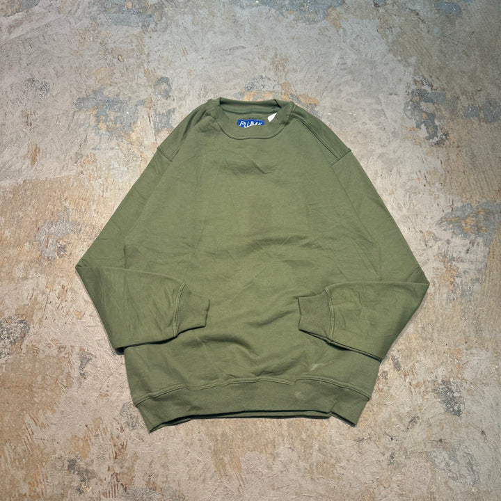 Russell Athletic/ Blank Crew Neck Sweatshirt/ Plain/ Front V Gusset/ Size M의 의류 플루마