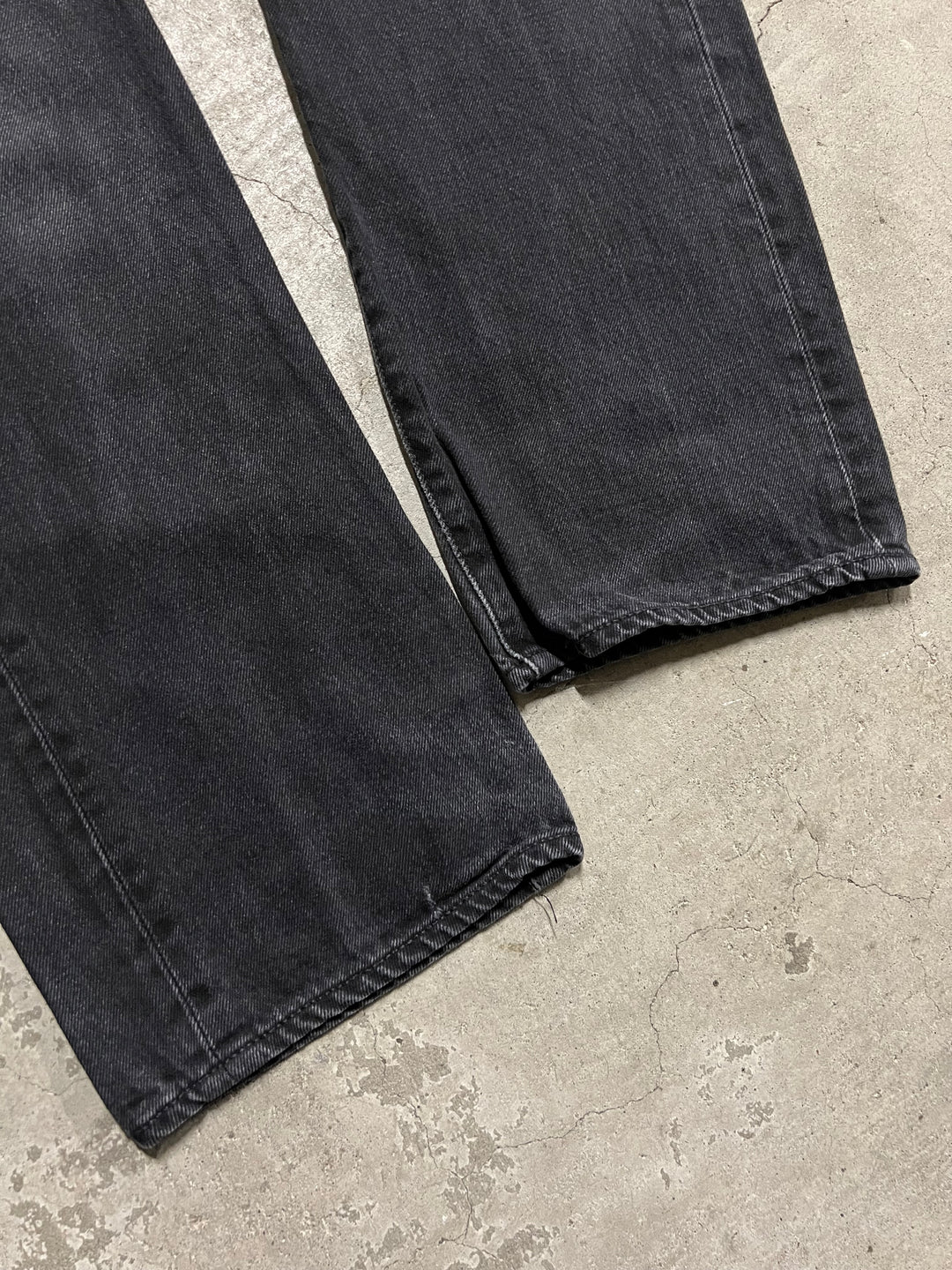 #MA23 Used clothing Levi's/Levi's/Black Denim Pants/501/Actual size 36 x 32