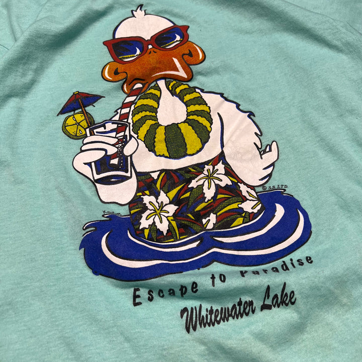 Used clothing Made in USA 80's Schoolies Stars/Duck/Paradise Escape to Lake Whitewater/Print T-shirt/Size M