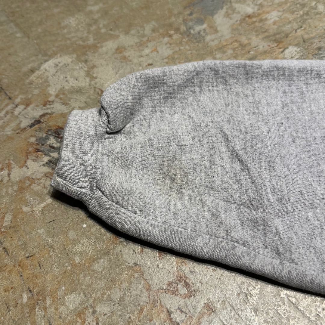 Used clothing Made in USA 80's ~ RUSSELLATHLETIC/ Russell Athletic/ Blank Crew Neck Sweatshirt/ Plain/ Size L