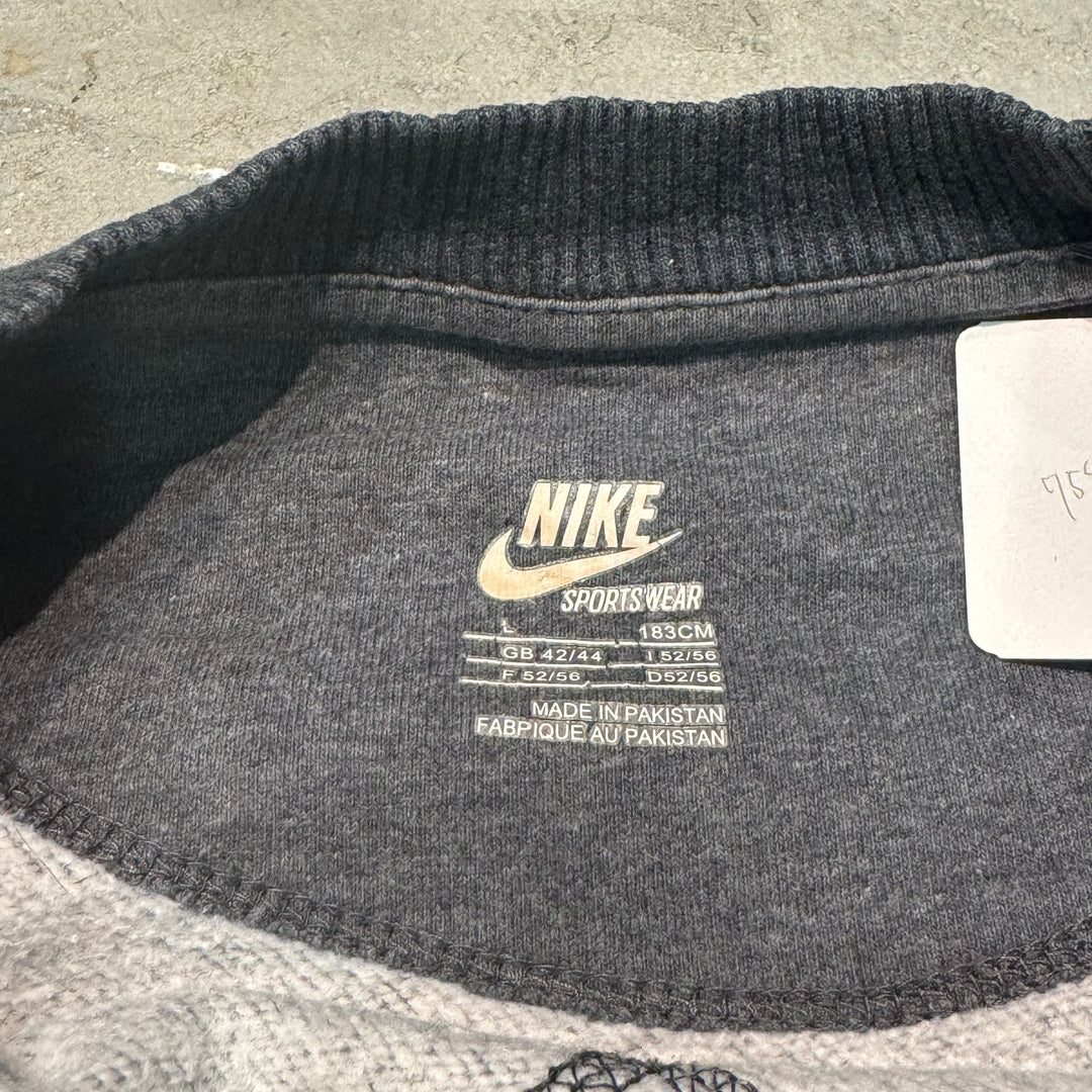 빈티지 Nike/ Nike/ 원 포인트 로고/ 승무원 넥 스웨트 셔츠/ 크기 L