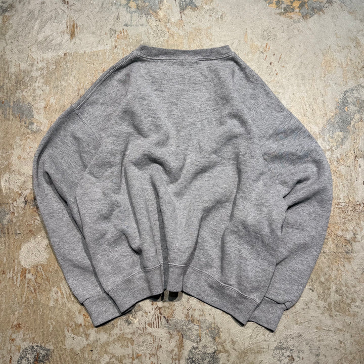 Used clothing RUSSELL ATHLETIC/ Russell Athletic/ Blank crew neck sweatshirt/Size L