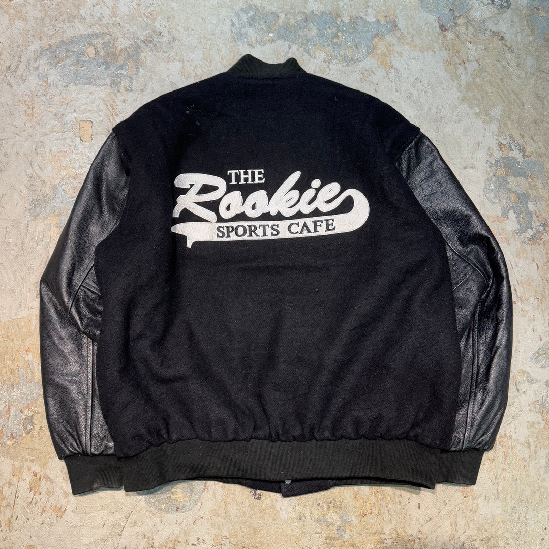 미국 게임 스포츠웨어/ 게임 스포츠웨어/ 스타디움 재킷/ 사이즈 M에서 만든 중고 의류