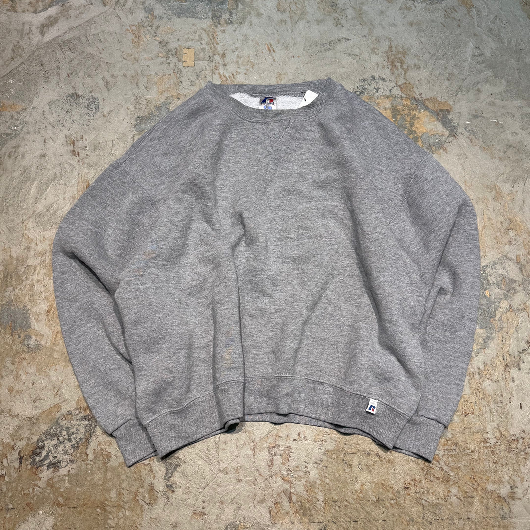 Used clothing RUSSELL ATHLETIC/ Russell Athletic/ Blank crew neck sweatshirt/Size L