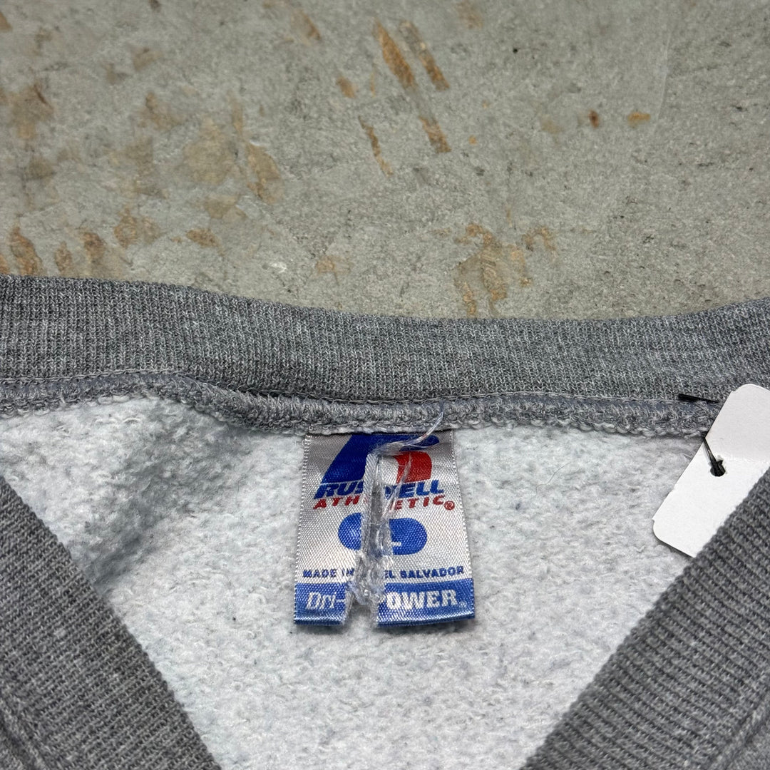 Used clothing RUSSELL ATHLETIC/ Russell Athletic/ Blank crew neck sweatshirt/Size L