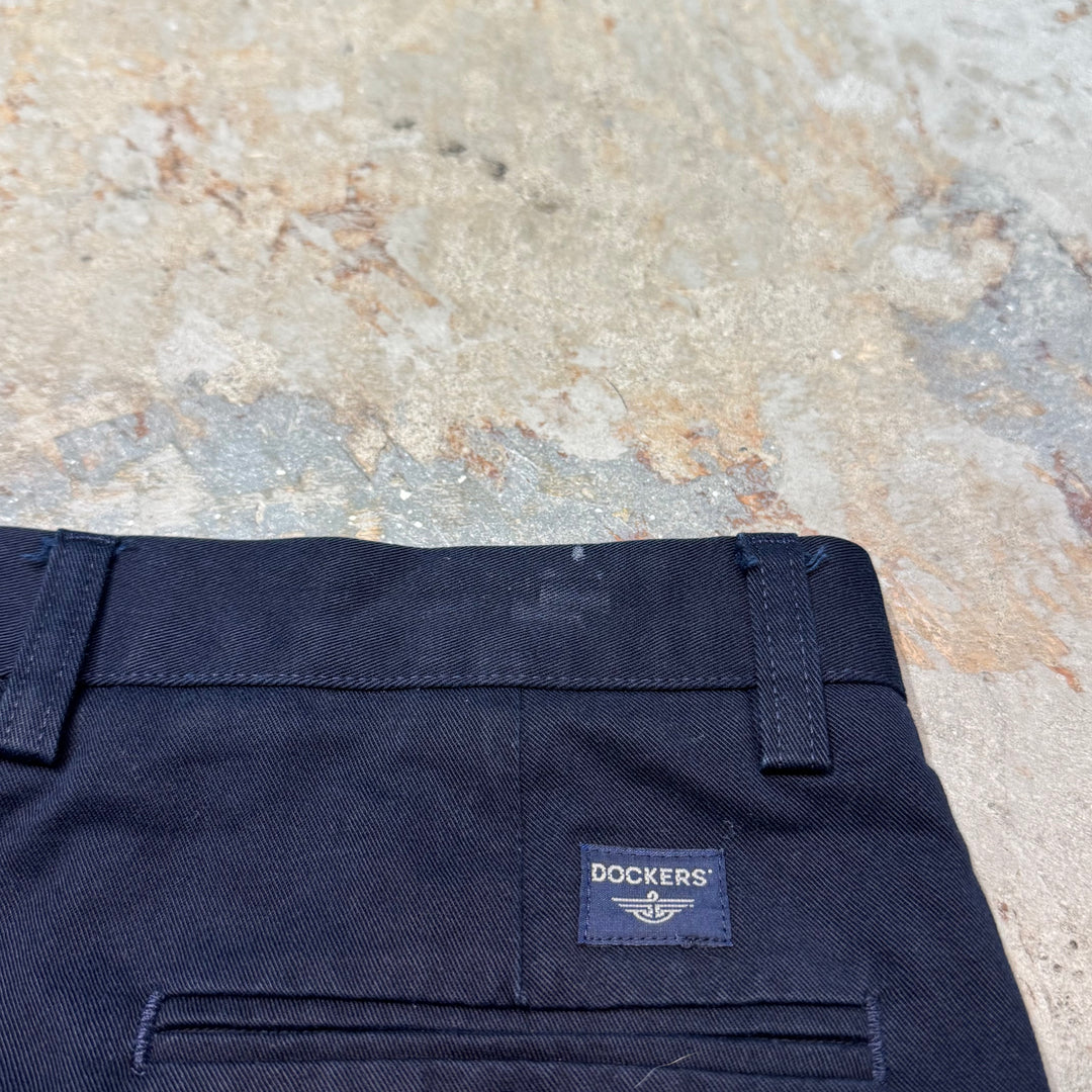 Used clothing Dockers/ Dockers/ Chino Trousers Pants/ Actual size 36 x 29