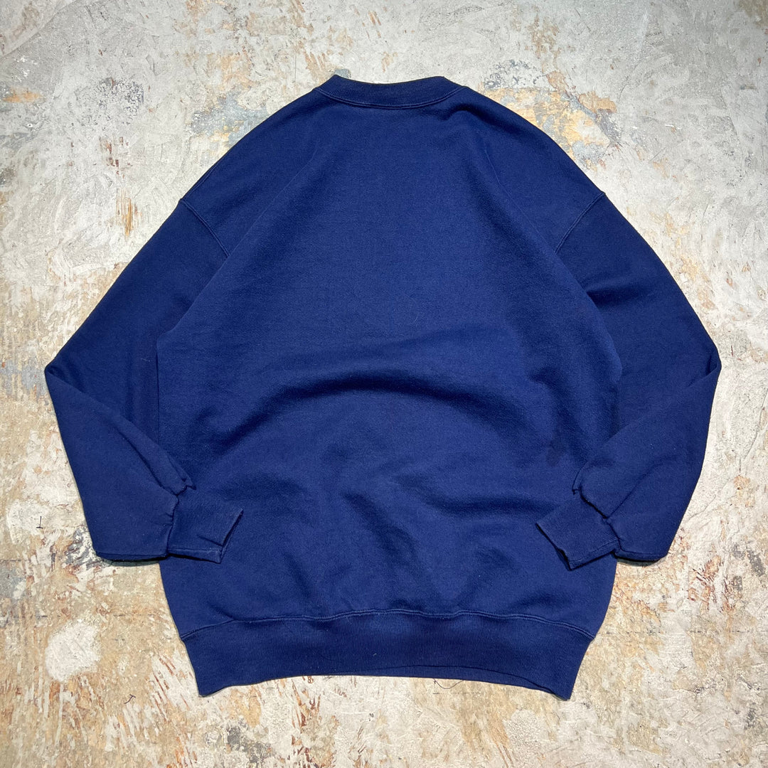 #3976 古着 NUTMEG /Crew  Neck Sweat Shirt/クルーネックスウェット/UNIVERSITY OF VIRGINIA/カレッジロゴ/MADE IN U.S.A/サイズXL