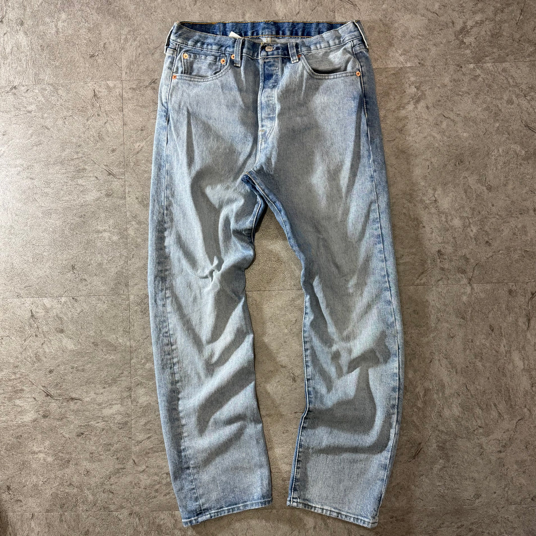 古着 Levi's/ リーバイス/デニムパンツ/ 501/ボタンフライ/実寸サイズ33×30