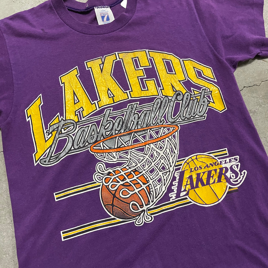 古着 USA製 LAKERS/ロサンゼルス･レイカーズ/NBA/ヴィンテージ シングルステッチ プリントTシャツ/サイズM