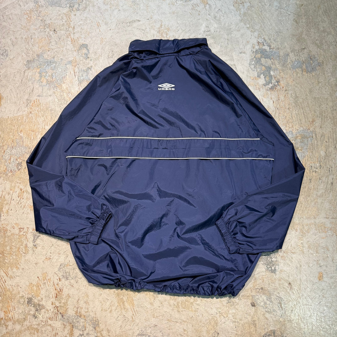 旧衣服UMBRO/ ambro / anorac连帽衫/尺寸XXL