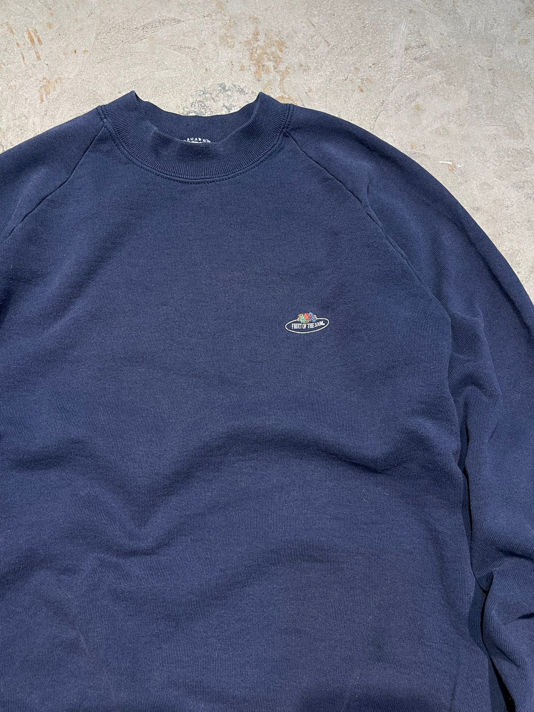 #4110 古着 90's FRUIT OF THE LOOM/フルーツオブザルーム/Crew Neck Sweat Shirt/クルーネックスウェット/MADE IN USA/ラグランスリーブ/サイズM