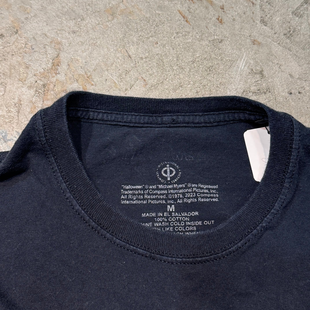 Second-hand clothing THE NIGHT HE CAME HOME/ Halloween/ Horror movie/ Movie T-shirt/ Size M