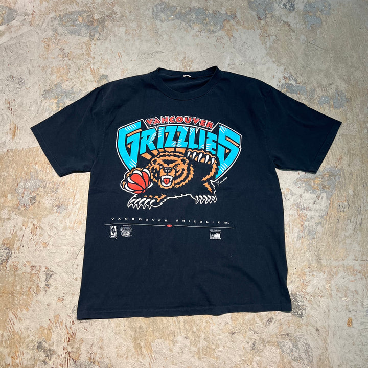 古着 USA製 94's NBA / バンクーバー・グリズリーズ / ヴィンテージ シングルステッチ プリントTシャツ/サイズXL相当