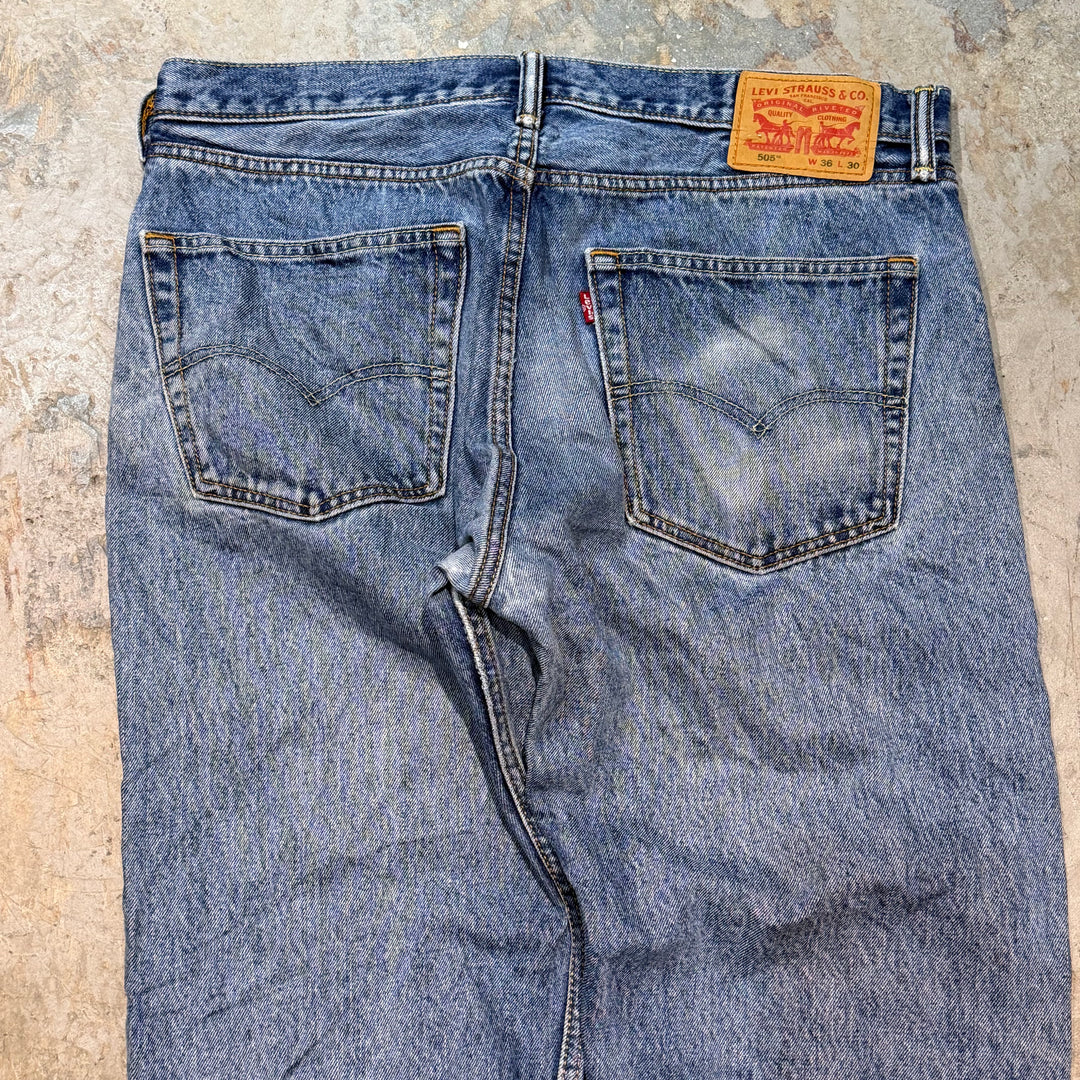 古着 Levi's/ リーバイス/ デニムパンツ/ 505/実寸サイズ36×29