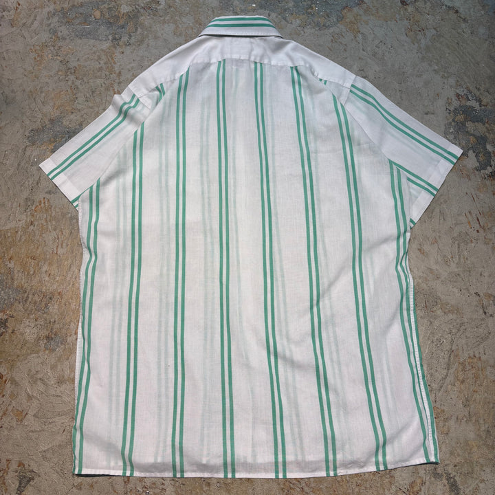 중고 의류 lacoste/ lacoste/ 버튼 다운 짧은 슬리브 셔츠/ 줄무늬 패턴/ 크기에 해당합니다.