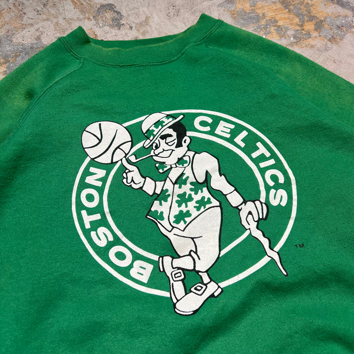 #3907 古着 80's TRENCH/トレンチCrew Neck Print Sweat Shirt/クルーネックプリントスウェット/ラグランスリーブ/MADE IN USA/BOSTON CELTICS/NBA/サイズS/34・36