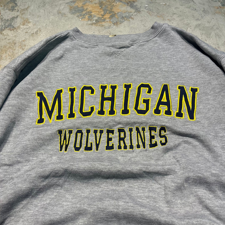 #3841 古着RUSSELL ATHLETIC/ラッセルアスレチック/crew neck sweat/ クルーネックスウェット /MICHIGAN WOLVERINES/サイズXL