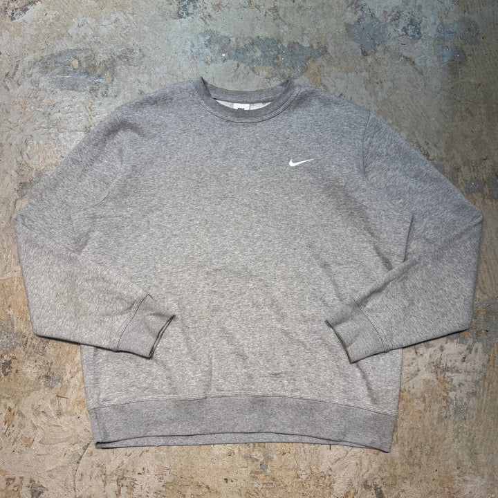 古着 NIKE/ ナイキ/ クルーネックスウェット/ ワンポイント/ 刺繍/ サイズXL