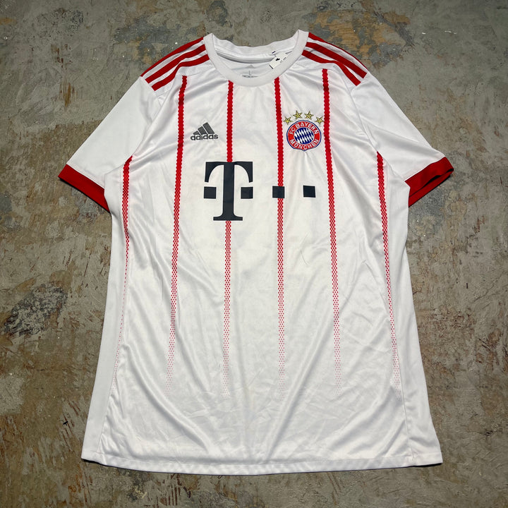 #4443 古着 FC BAYERN/FCバイエルン・ミュンヘン/adidas/アディダス/Football/フットボール/アリアンツ アレーナ/ROBBEN/サイズL