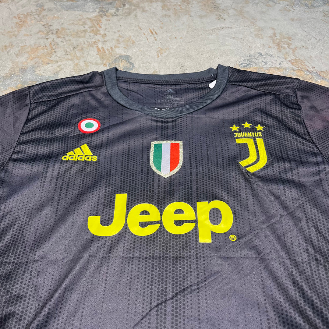 #4240 JUVENTUS/ユヴェントスFC/adidas/アディダス/Football／フットボール Tee/イタリア トリノ/RONALDOサイズXL相当