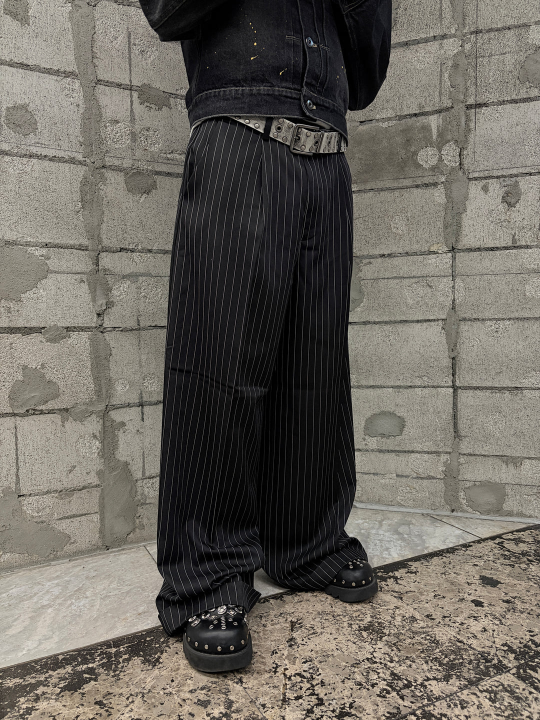 バギーロールアップワイドパンツ（ストライプ）