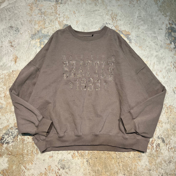 #3994 古着　Unknow/Crew neck sweat/クルーネックスウェット/WASHINGTON SEATTLE 1993/サイズ L