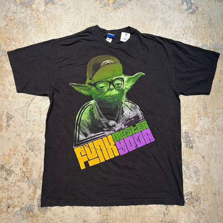 Second-hand clothing STAR WARS/ Star Wars/ Movie T-shirt/ YODA/ Yoda/ Size L