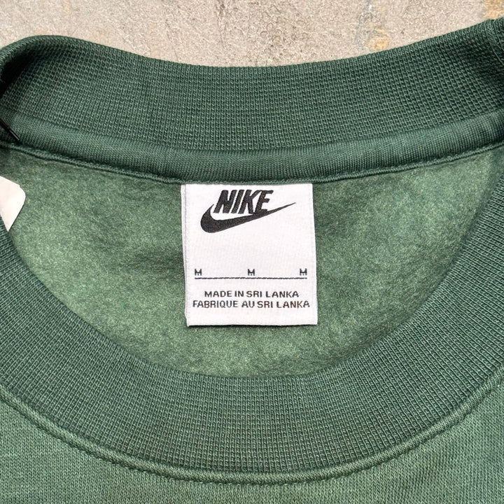 古着 NIKE/ ナイキ/ クルーネックスウェット/ ワンポイント/ 刺繍/ サイズM