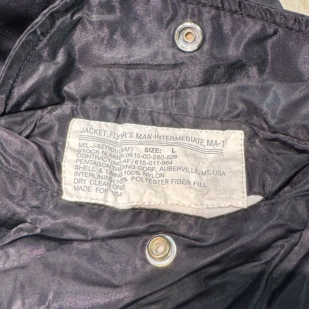 古着 90's PENTAGON TRADING CORP. /米空軍/MIL-J-82790J /フライトジャケット MA-1/サイズL