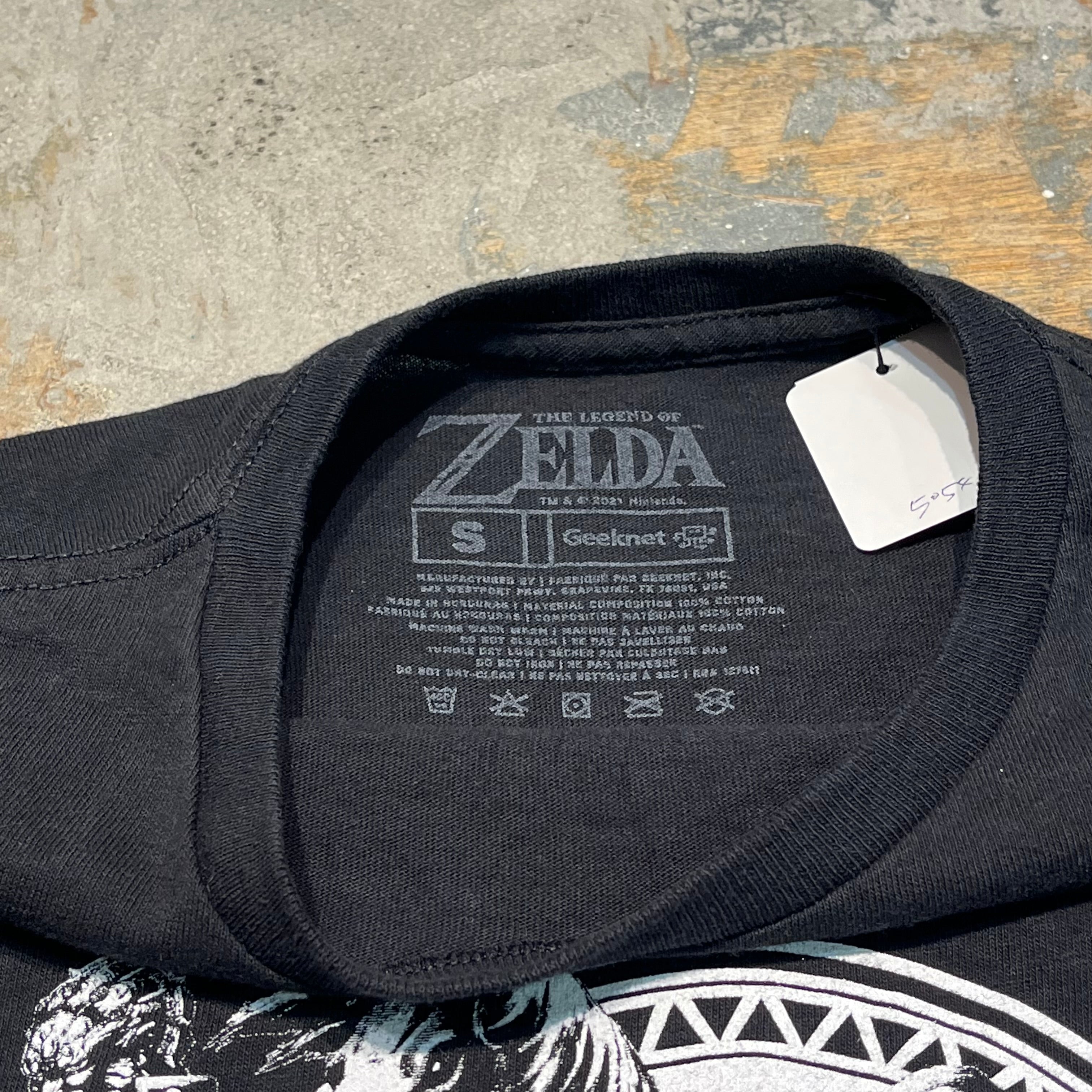 ビンテージ古着！2003年 任天堂 ゼルダの伝説 オフィシャル プリントTシャツ 00年代 ゼルダの伝説 トワイライトプリンセス キャラクター