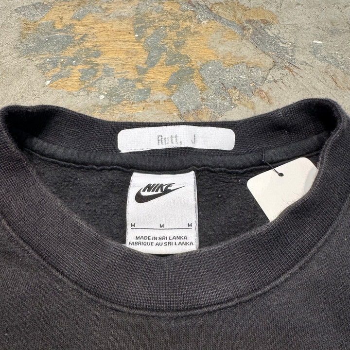 古着 NIKE/ ナイキ/ クルーネックスウェット/ ワンポイント刺繍/ サイズM