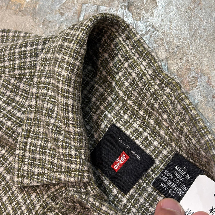 Used clothing Levis / Levis / Long sleeve shirt / Check pattern / Size L
