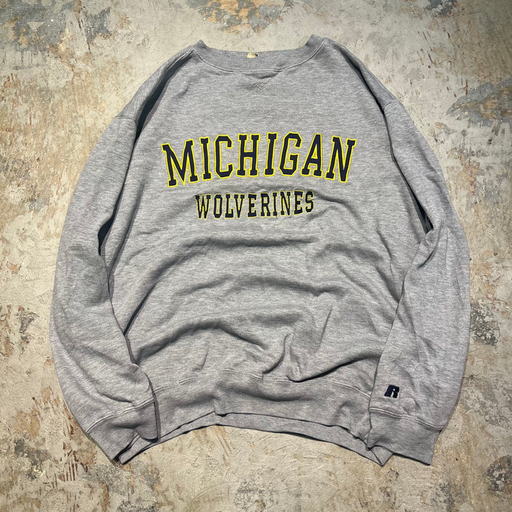 #3841 古着RUSSELL ATHLETIC/ラッセルアスレチック/crew neck sweat/ クルーネックスウェット /MICHIGAN WOLVERINES/サイズXL