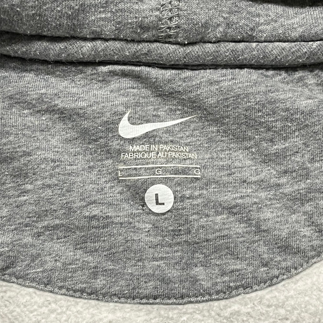 古着 NIKE/ ナイキ/ スウォッシュ/ワンポイントロゴ/ジップアップパーカー/サイズL