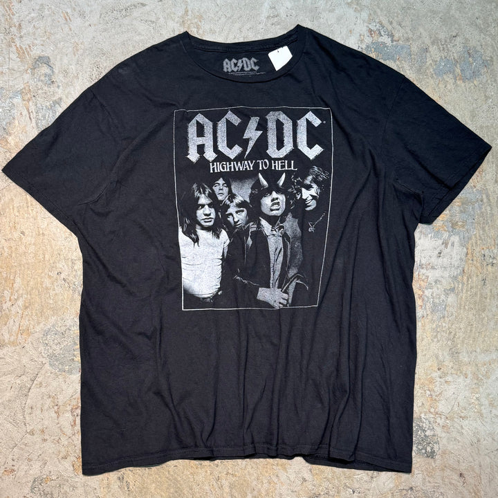 古着 AC/DC/エーシー･ディーシー / アーティストTシャツ/サイズ2XL