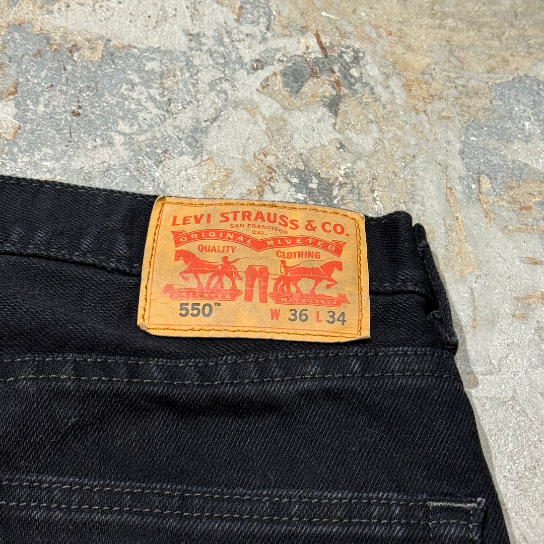 二手服裝Levi's/ Levi/ Black牛仔褲/ 550/實際尺寸34 x 33