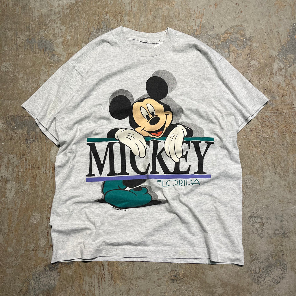 vintage 90s Winnie the Pooh print T-shirt Disney クマのプー