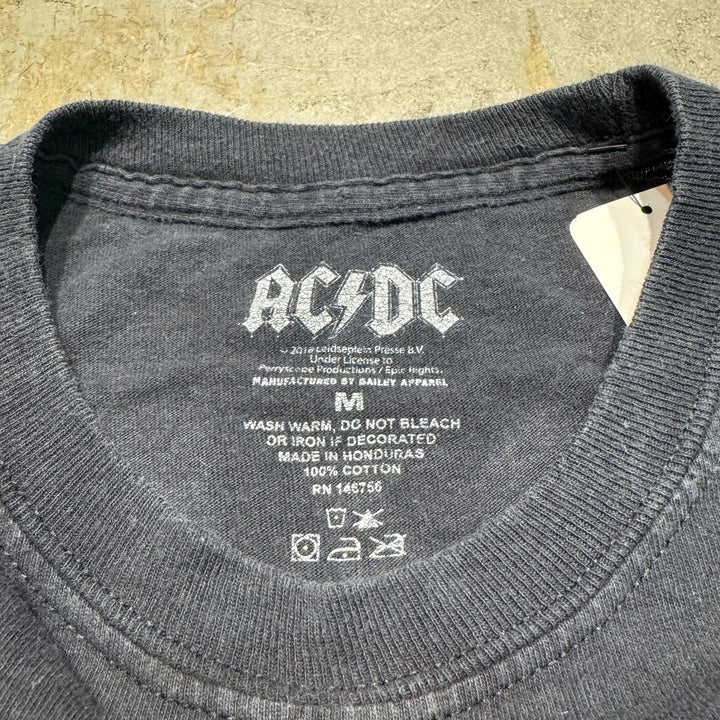 古着 acdc /エーシーディーシー/ バンドTシャツ/ ロンT/ サイズm