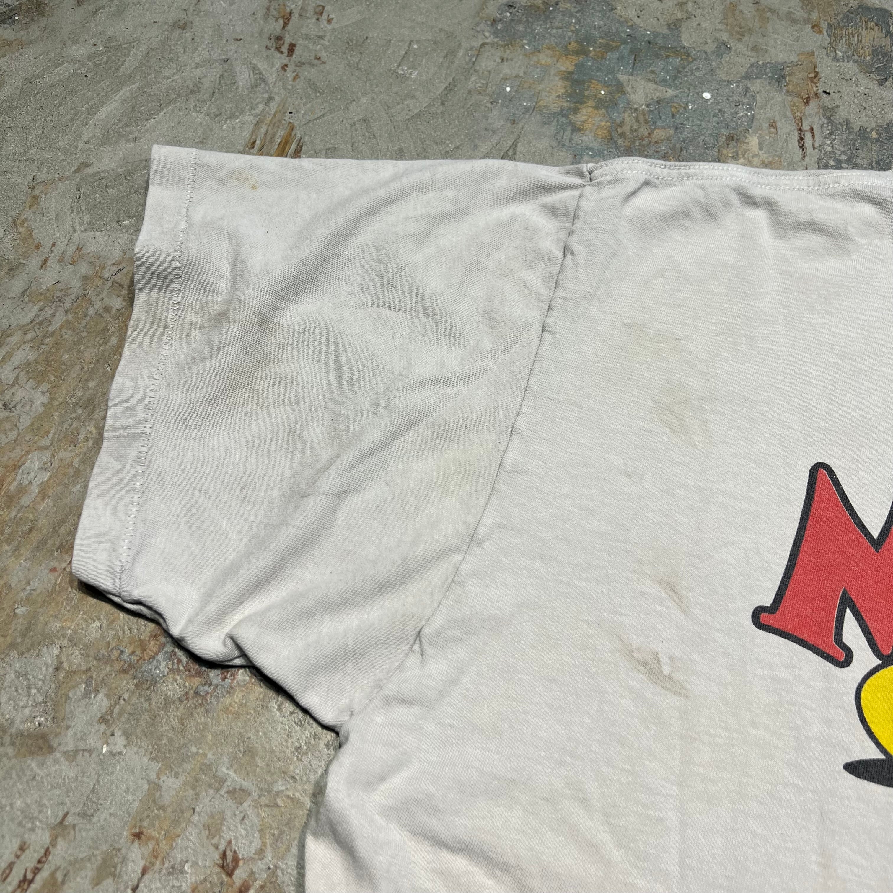90s USA製 ディズニーヴィンテージ シングルステッチ ミッキー　XL 古着 USA製 90's DISNEY/ディズニー / ミッキーマウス