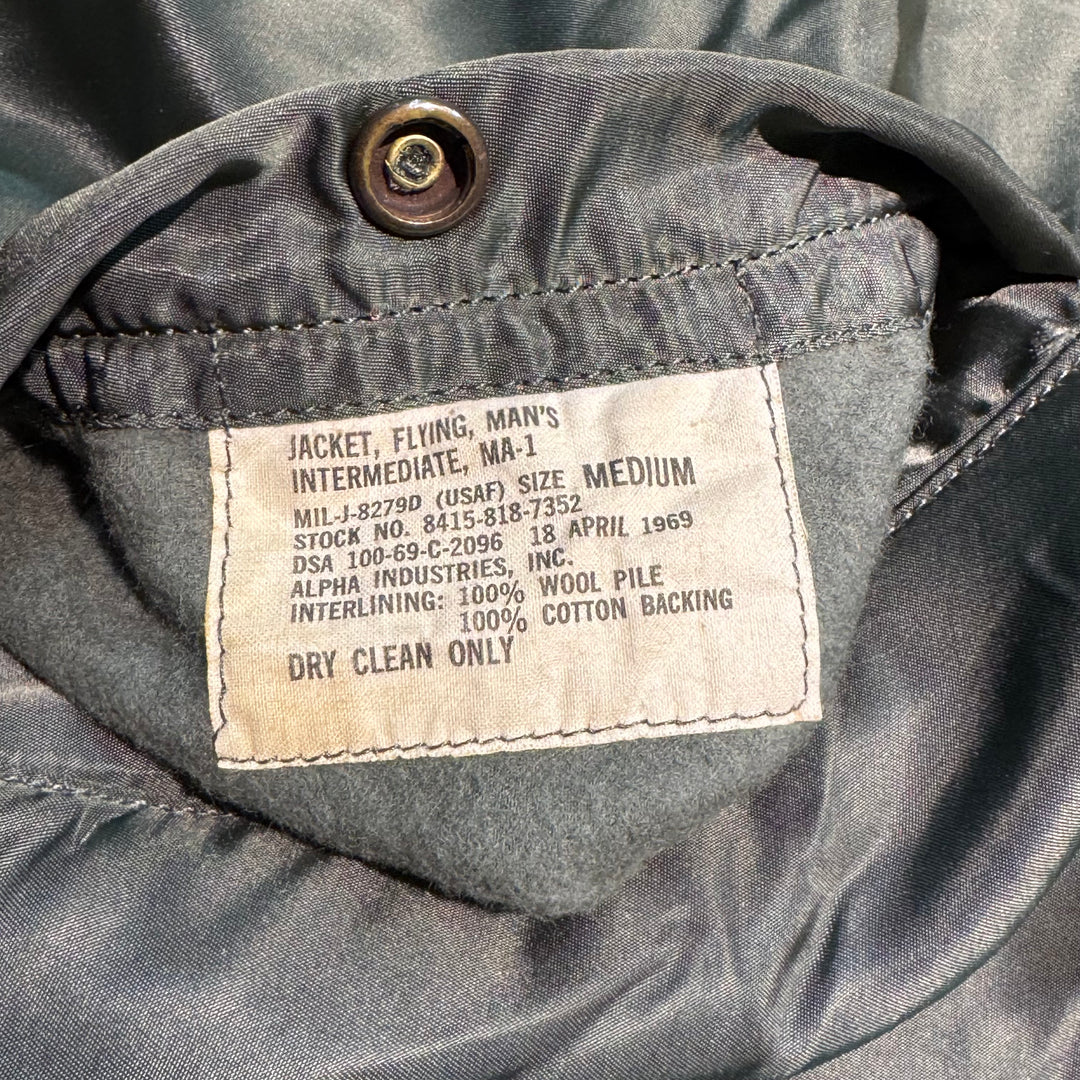 古着 90's Alpha Industries/米空軍/MIL-J-8279D /フライトジャケット MA-1/サイズM