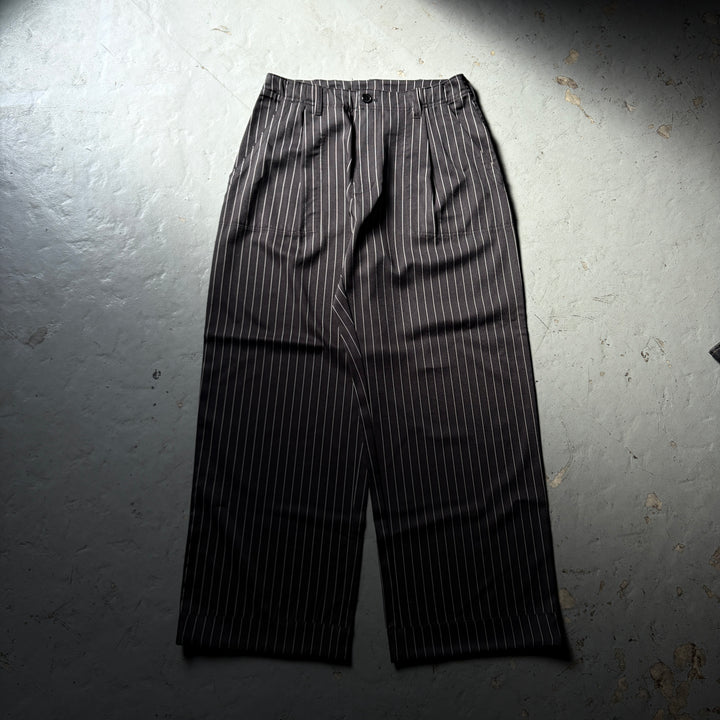 ベイカータックパンツ/ワイドストレートパンツ（ストライプ）