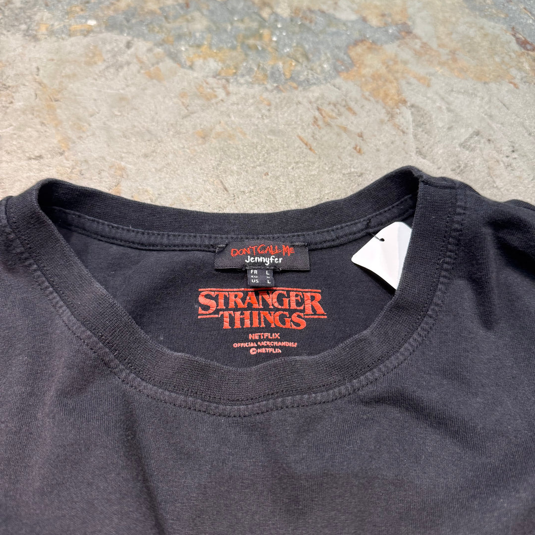 Used clothing STRANGER THINGS/ Stranger Things/ Movie T-shirt/ Size L