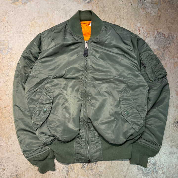 古着 Alpha Industries/米空軍/MIL-J-82790D /フライトジャケット MA-1/サイズM