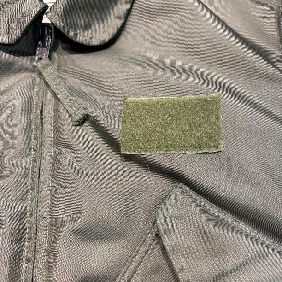 古着 90's Alpha Industries/米空軍/MIL-J-83382C/フライトジャケット /MA-1/サイズM