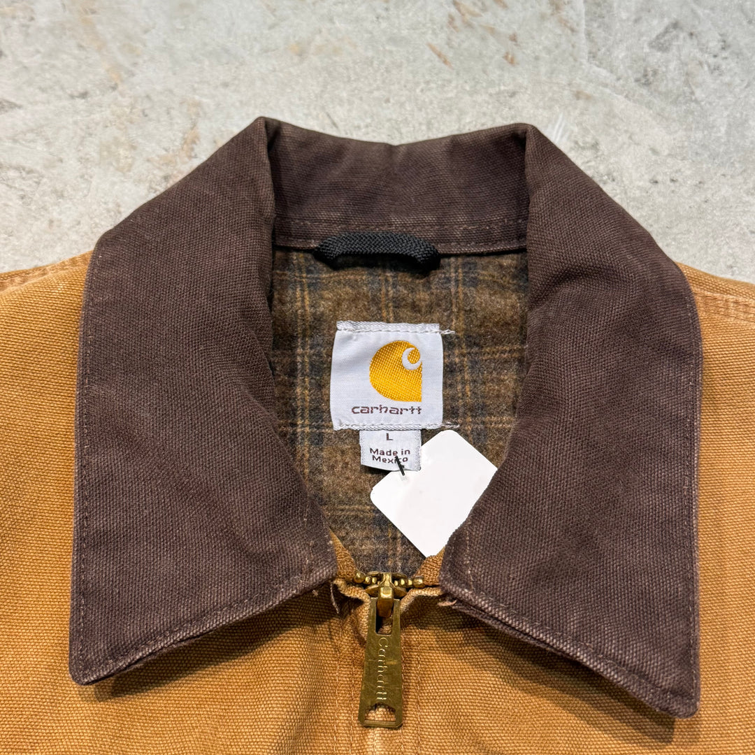 古着 carhartt/ カーハート/デトロイトジャケット/ ダック地/ 裏地ブランケット/ チェック柄/ 企業ロゴ/ サイズL