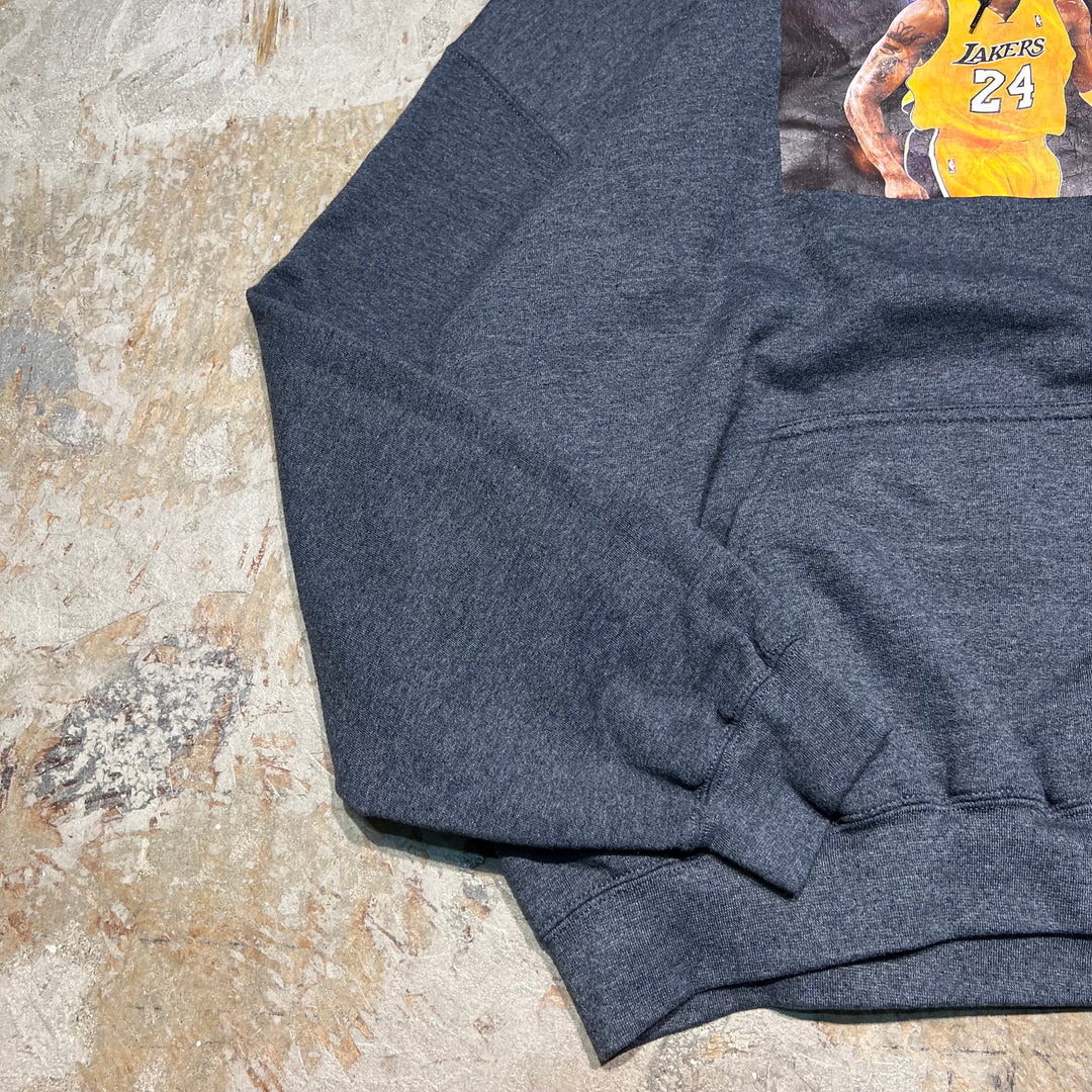 #4023 古着 GILDAN/ギルダン/ Print Pullover Parker/プリントパーカー/Kobe･Bryant/コービー･ブライアント/NBA/Lakers/レイカーズ/MAMBA magic / サイズ2XL