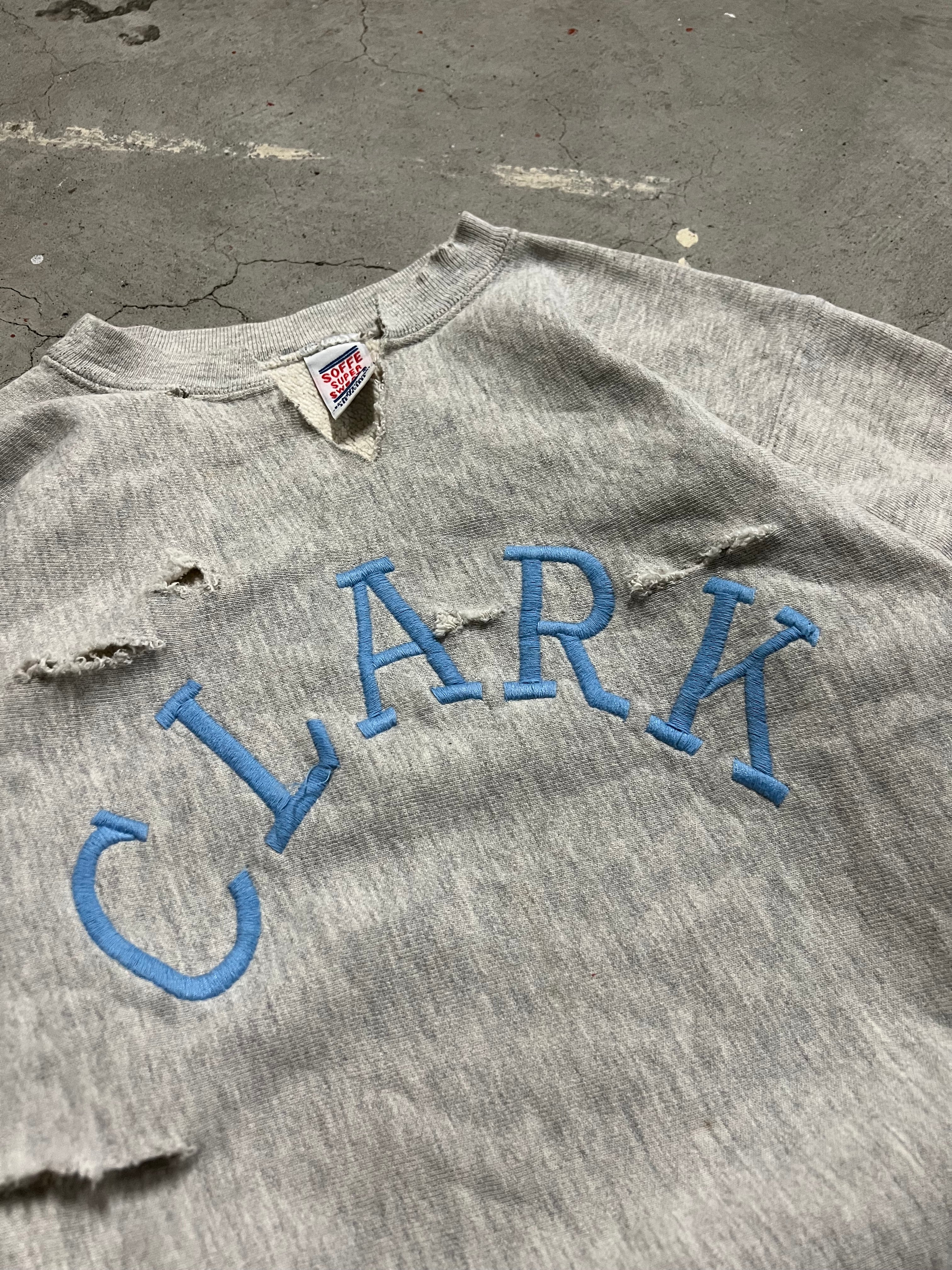 MA01 古着 90's ''ボロ''Soffe/ソフィー/College Sweat Shirts/カレッジロゴスウェット/CLARK/ – 古着屋  MUJIN