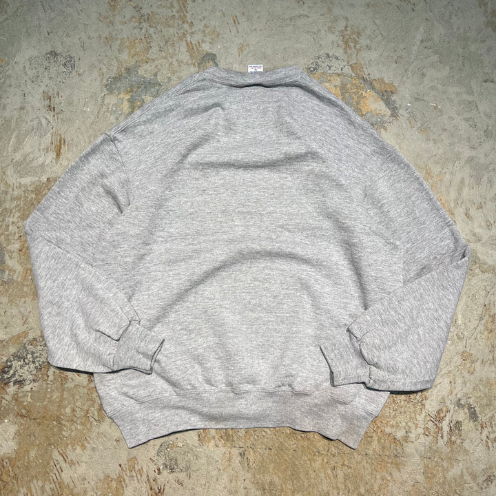 #3636 古着 Russell/ラッセル/Crew Neck Sweat Shirts/クルーネックスウェット/大判ロゴ刺繍/MADE IN U.S.A/サイズXL